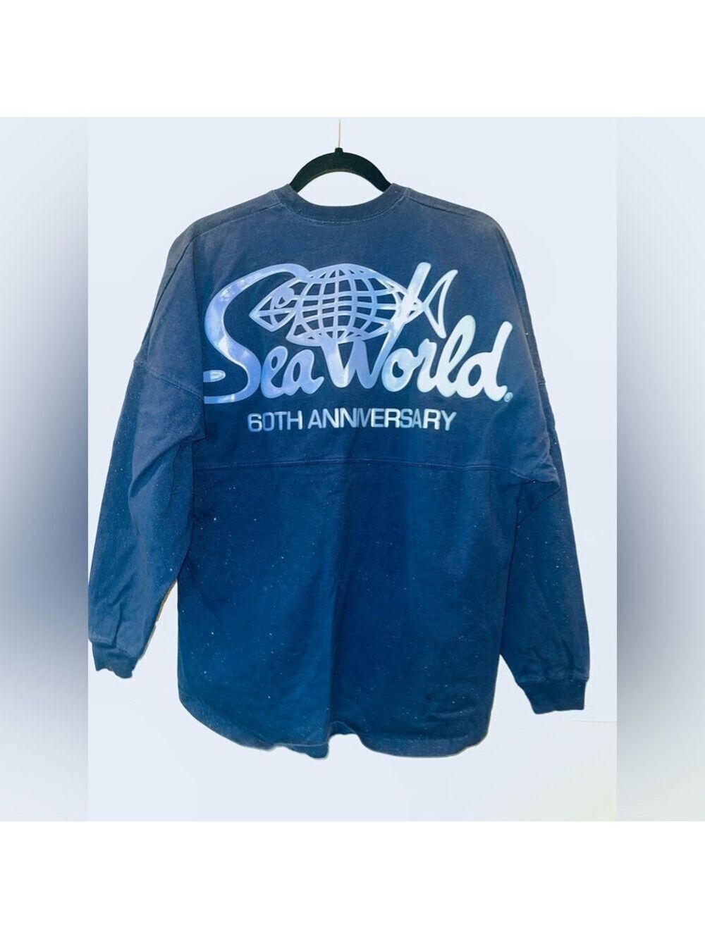 Sea World 60th Anniversary Spirit Jersey Medium Navy Blue Glitter Raised Letters